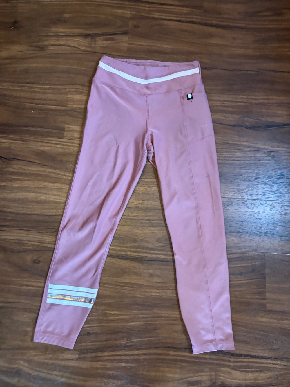 Woman’s Pink Active Leggings with Side Pocket